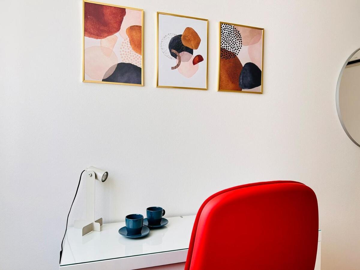 Homeby, Terrace Francesca Florencia