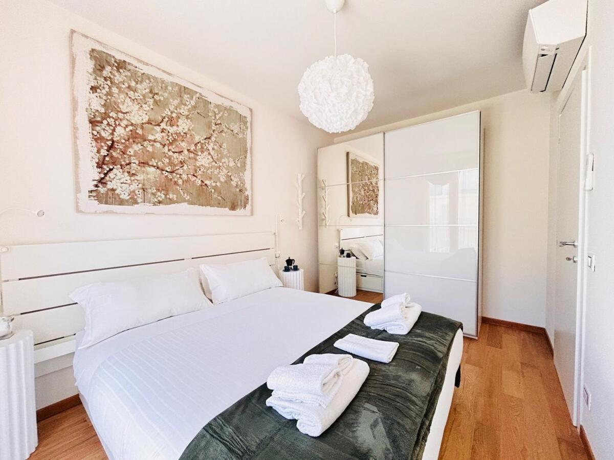 Homeby, Terrace Francesca Florencia